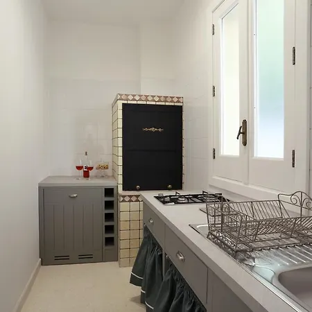 Santa Marta Suites & Apartments Bed & Breakfast 2*