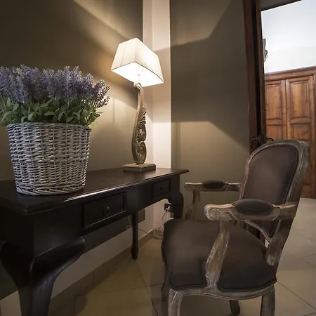Santa Marta Suites & Apartments