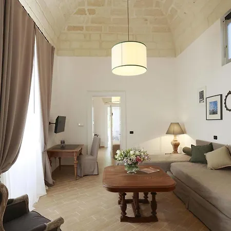 Santa Marta Suites & Apartments 2*