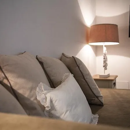 Santa Marta Suites & Apartments Bed & Breakfast 2*