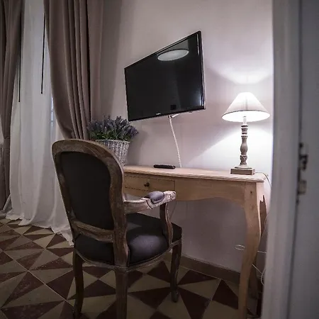 Santa Marta Suites & Apartments 2* Lecce