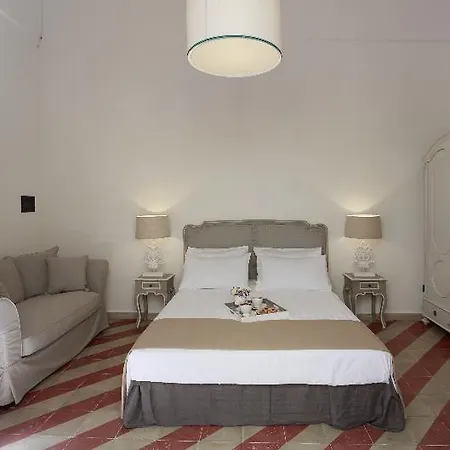 Santa Marta Suites & Apartments Bed & Breakfast Lecce