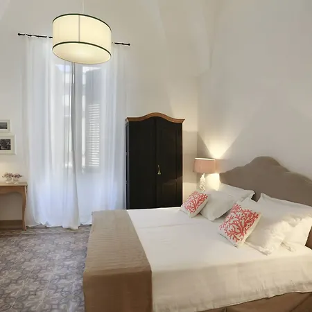 Santa Marta Suites & Apartments Bed & Breakfast 2*