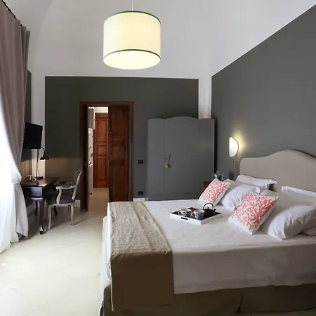 Santa Marta Suites & Apartments Bed & Breakfast Lecce